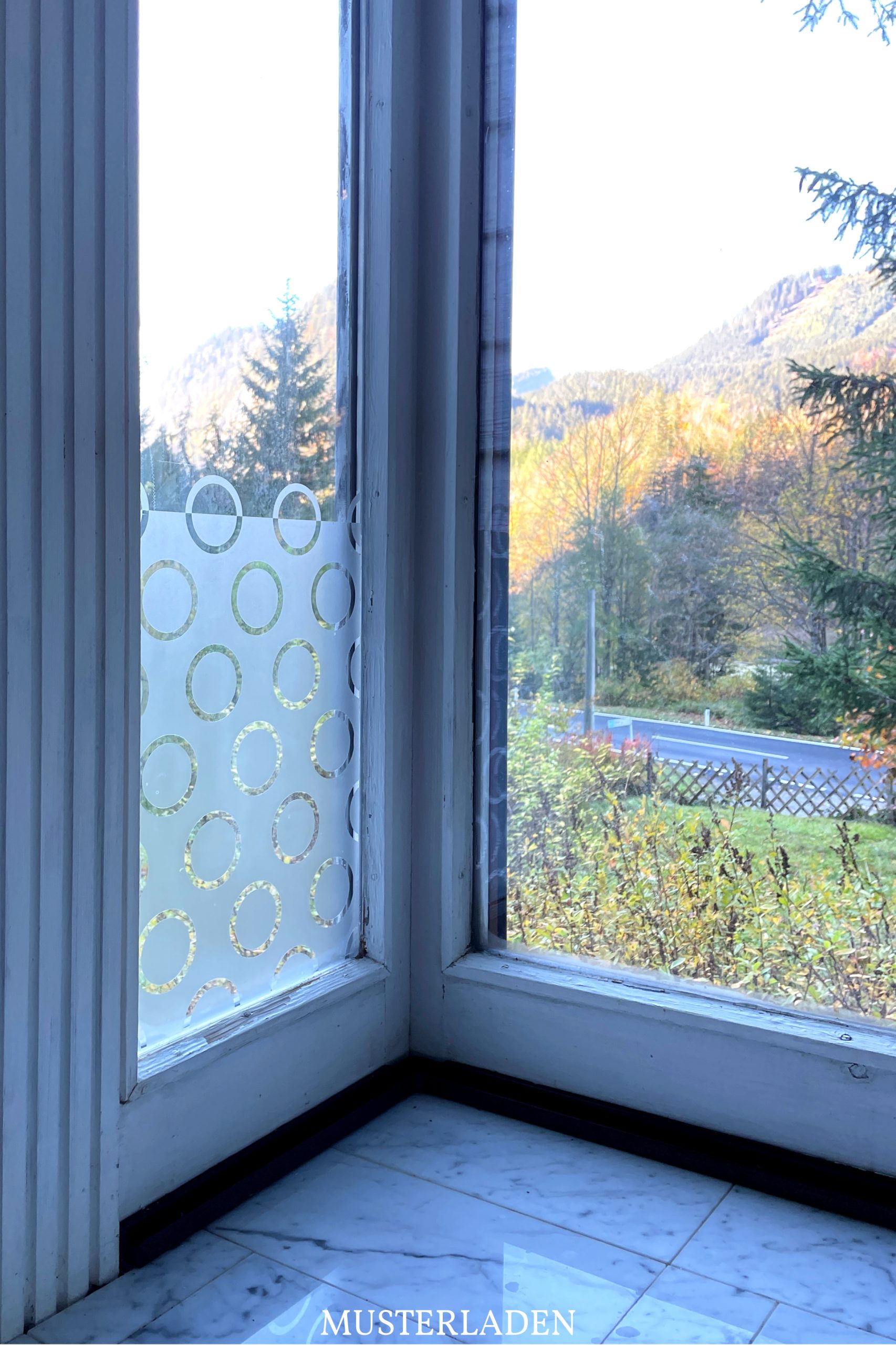Fensterfolie für Glas: Motive als Fenster Sichtschutz
